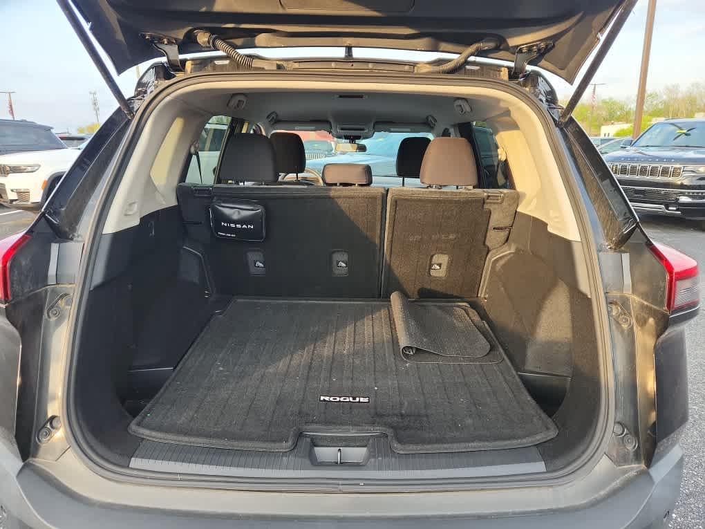used 2021 Nissan Rogue car, priced at $22,988