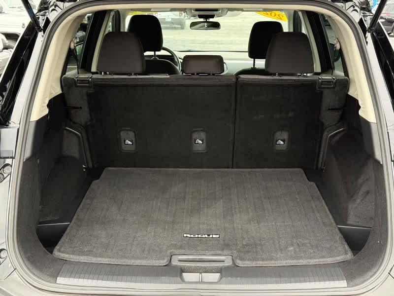 used 2021 Nissan Rogue car, priced at $22,988