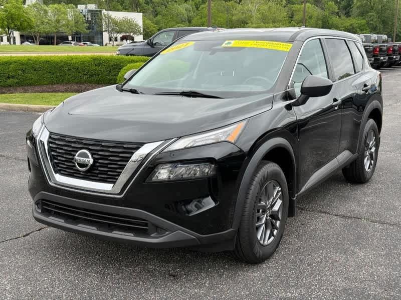 used 2021 Nissan Rogue car, priced at $22,988