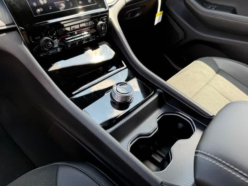 new 2025 Jeep Grand Cherokee L car, priced at $46,011