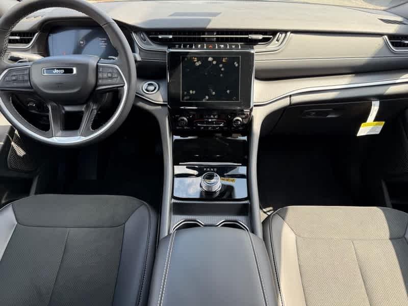new 2025 Jeep Grand Cherokee L car, priced at $46,011