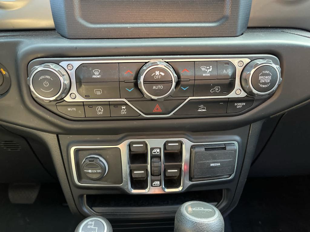 used 2021 Jeep Gladiator car, priced at $30,988