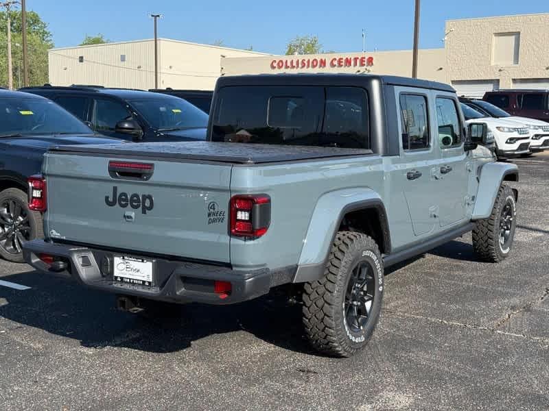 new 2025 Jeep Gladiator car, priced at $48,422
