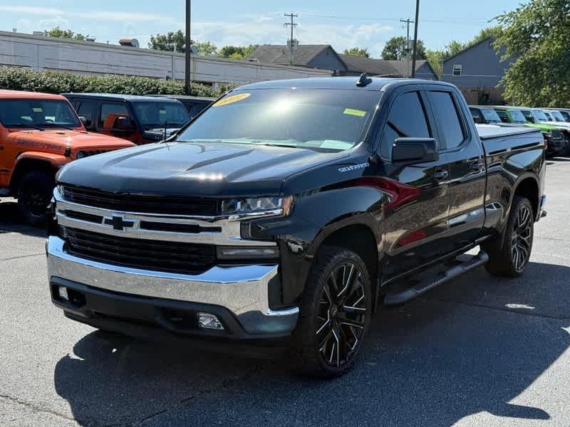 used 2022 Chevrolet Silverado 1500 Limited car, priced at $33,985