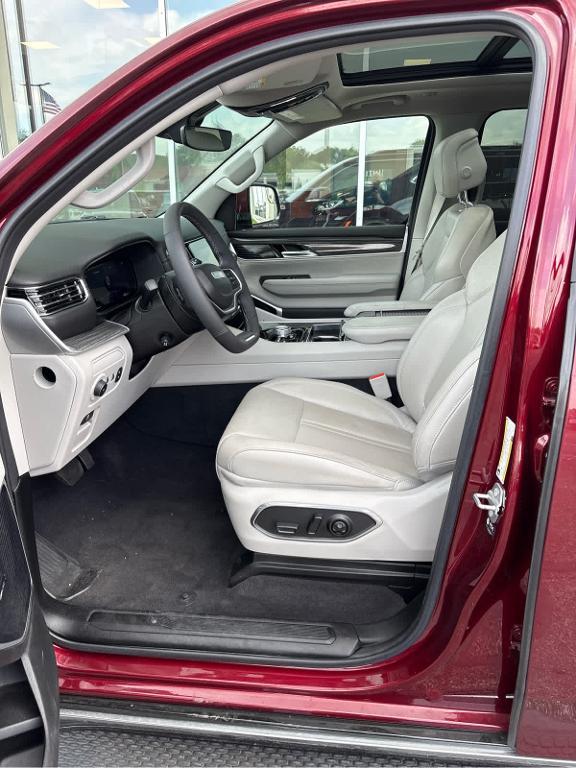 used 2022 Jeep Wagoneer car, priced at $51,988