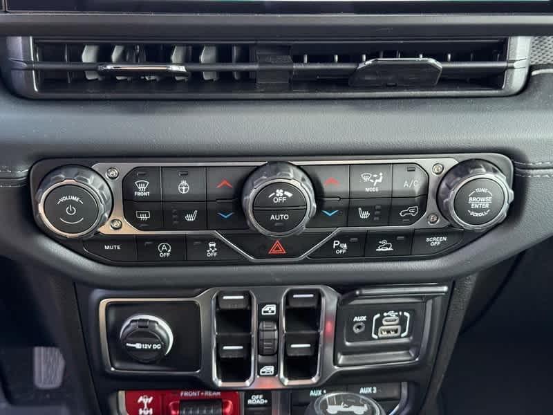 new 2025 Jeep Wrangler car, priced at $61,444