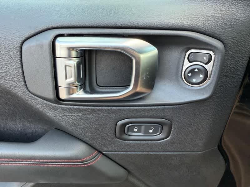 new 2025 Jeep Wrangler car, priced at $61,444