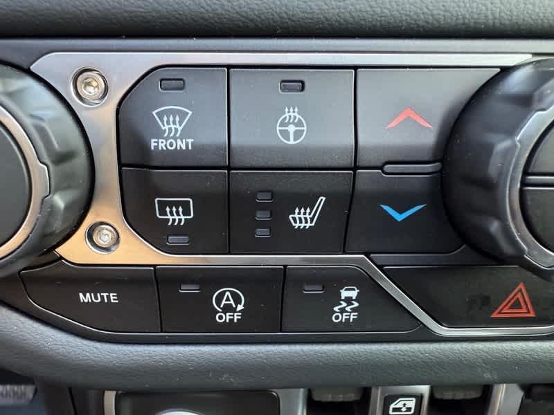 new 2025 Jeep Wrangler car, priced at $61,444