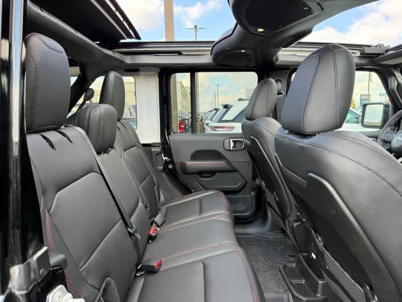 new 2025 Jeep Wrangler car, priced at $61,444