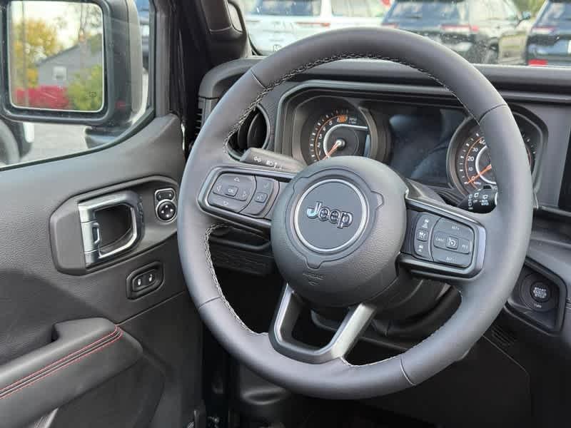 new 2025 Jeep Wrangler car, priced at $61,444