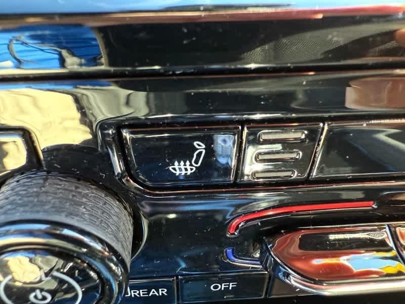 used 2021 Jeep Grand Cherokee L car, priced at $28,785