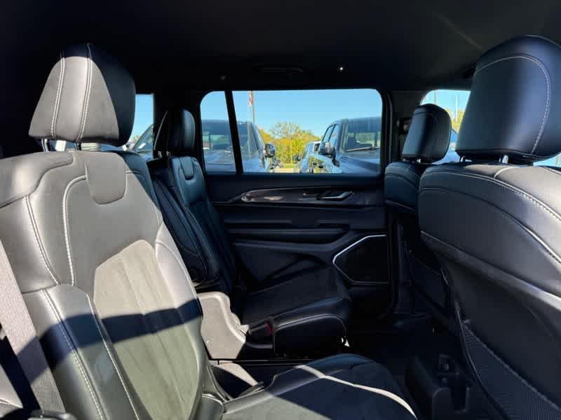 used 2021 Jeep Grand Cherokee L car, priced at $28,785