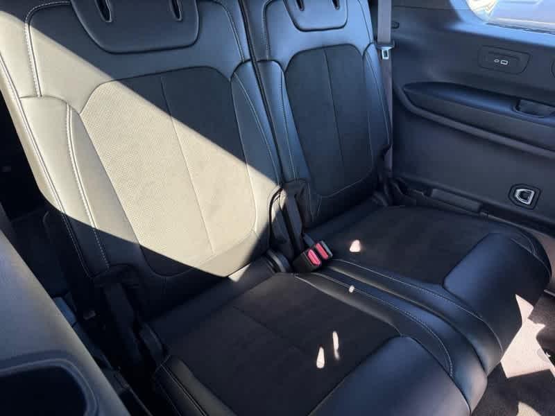 used 2021 Jeep Grand Cherokee L car, priced at $28,785