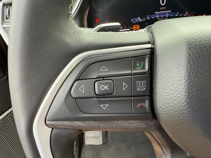 used 2023 Jeep Grand Cherokee car, priced at $36,485