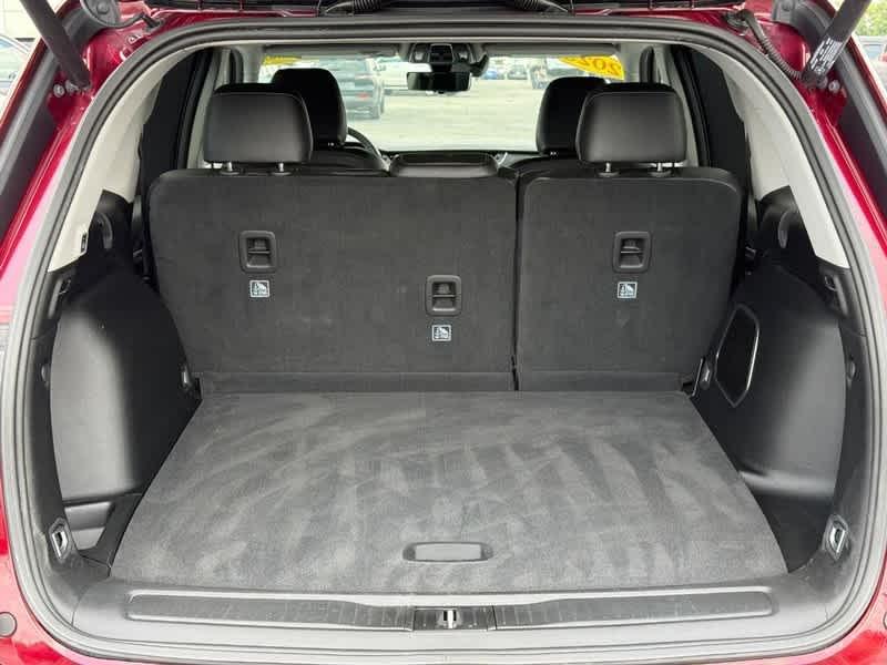 used 2023 Jeep Grand Cherokee car, priced at $36,485