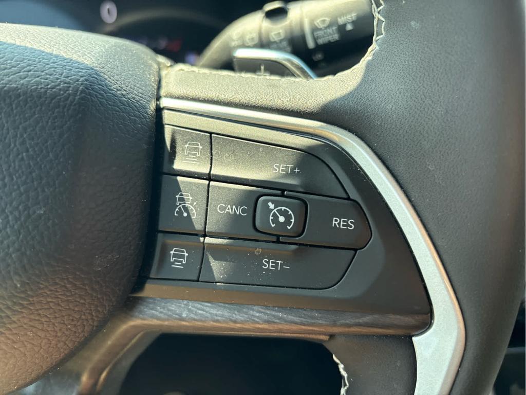 used 2023 Jeep Grand Cherokee car, priced at $36,988