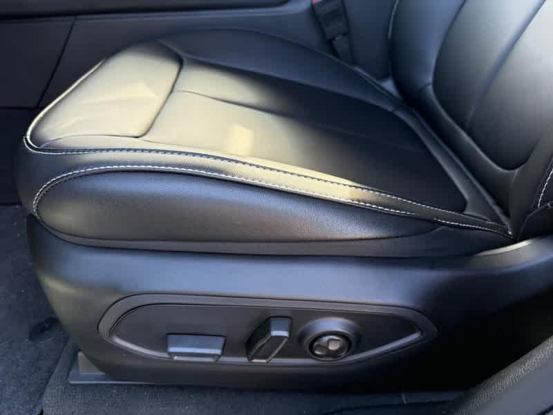 new 2025 Jeep Grand Cherokee car, priced at $43,797