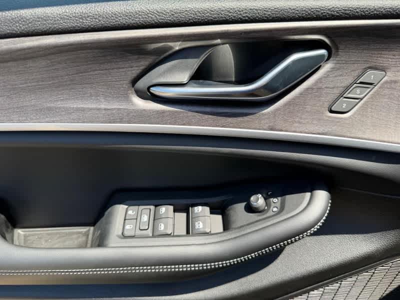 new 2025 Jeep Grand Cherokee L car, priced at $51,762