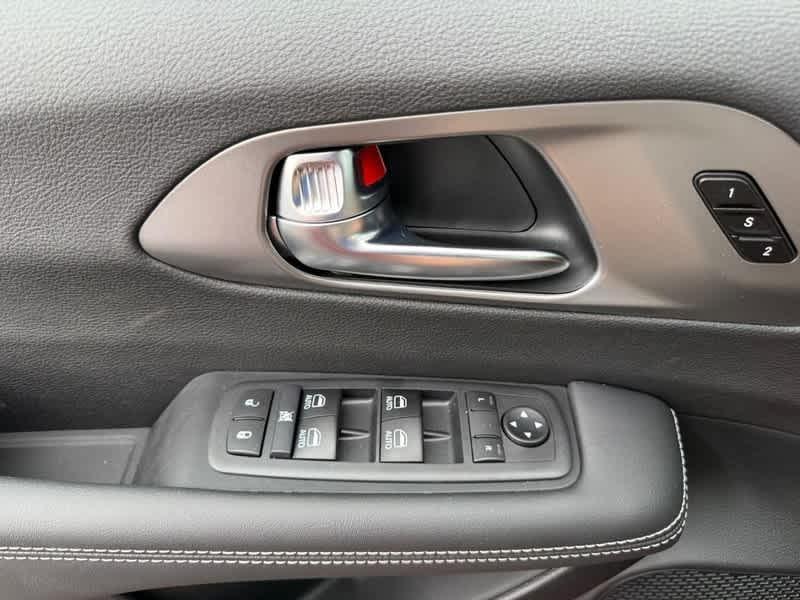 new 2026 Chrysler Pacifica car, priced at $46,612