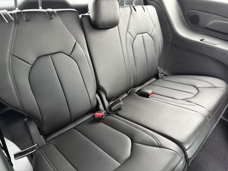 new 2026 Chrysler Pacifica car, priced at $46,612