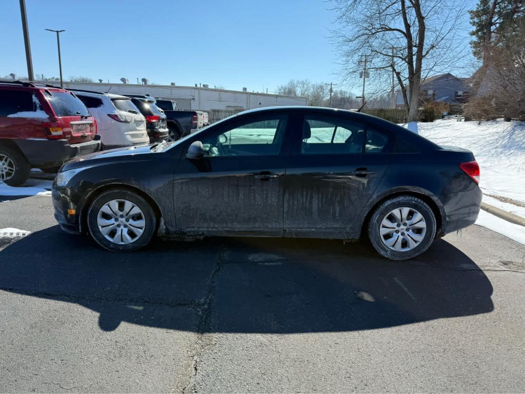 used 2013 Chevrolet Cruze car, priced at $4,998