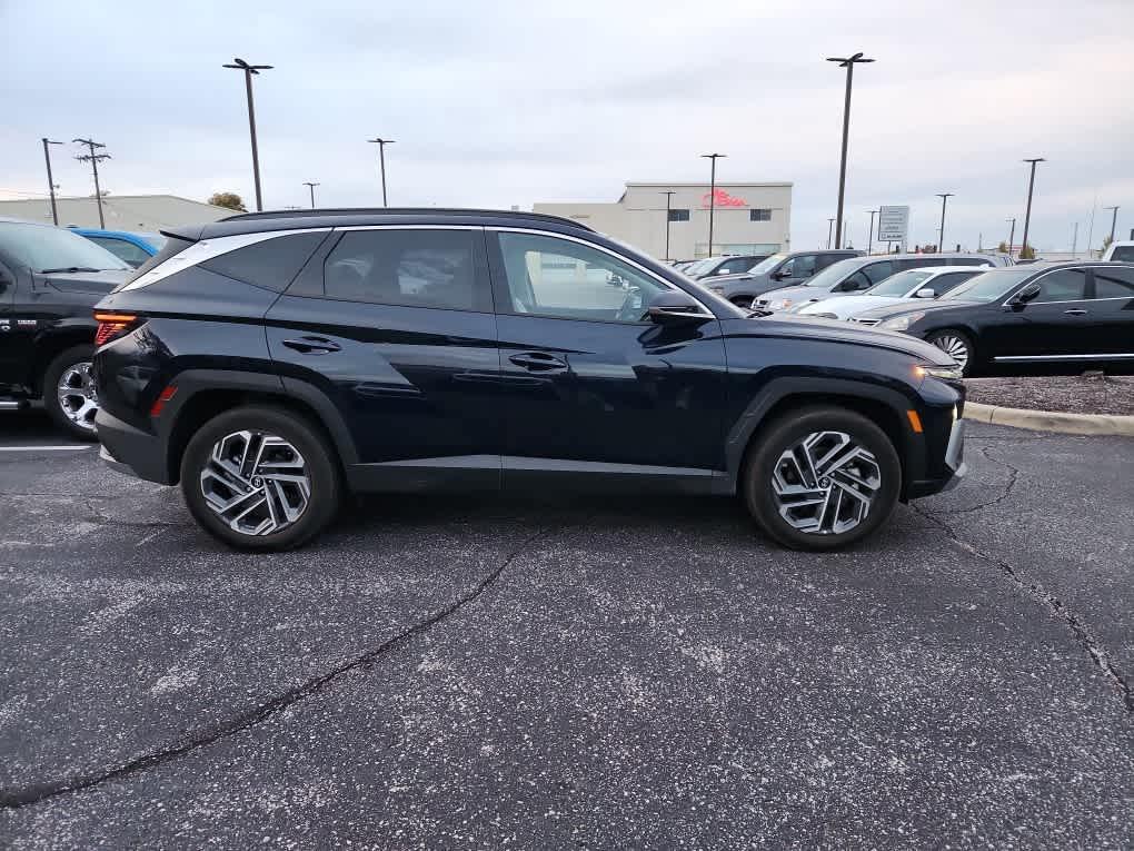 used 2025 Hyundai TUCSON Hybrid car, priced at $34,485
