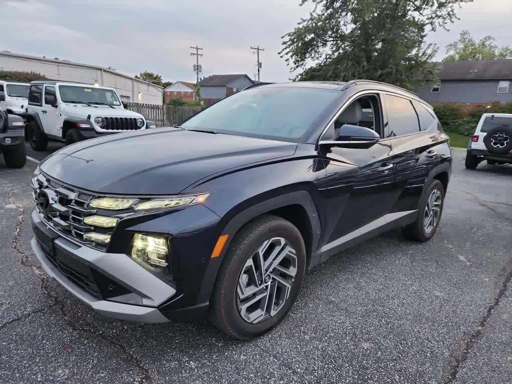 used 2025 Hyundai TUCSON Hybrid car, priced at $34,485