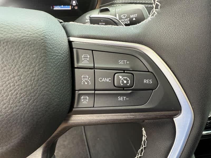 new 2025 Jeep Grand Cherokee car, priced at $49,107