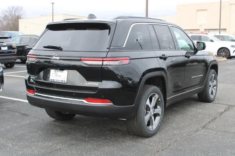 new 2025 Jeep Grand Cherokee car, priced at $48,435