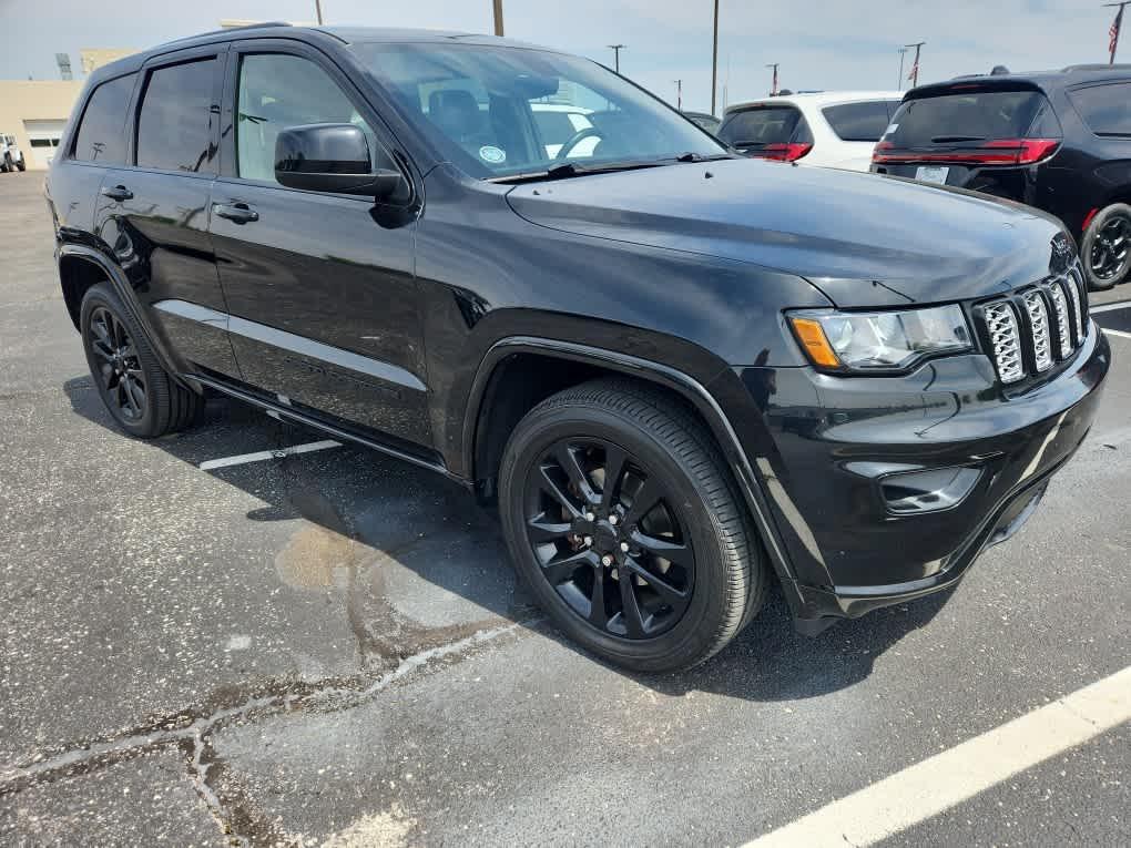 used 2017 Jeep Grand Cherokee car, priced at $16,988