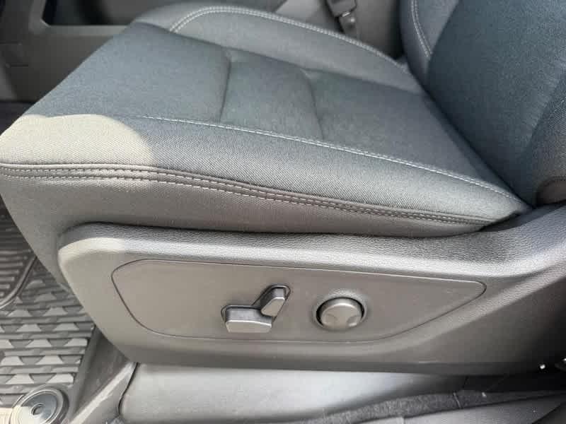 new 2025 Ram 1500 car, priced at $49,368
