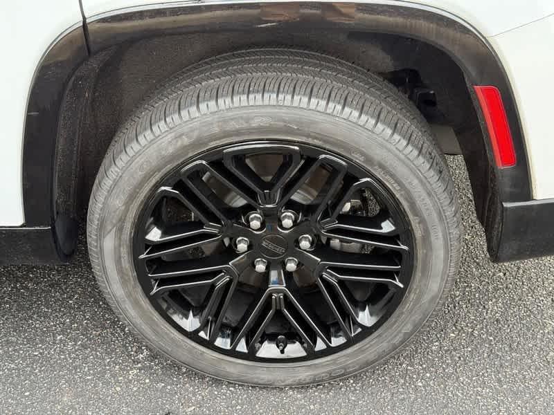 used 2022 Jeep Wagoneer car, priced at $44,985