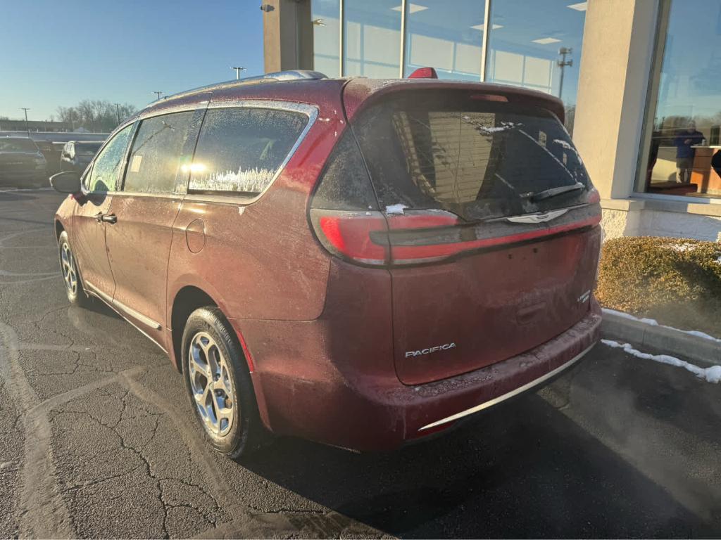 used 2021 Chrysler Pacifica car, priced at $39,988