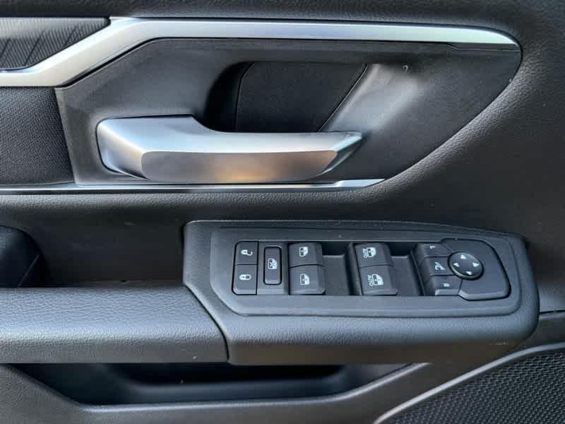 new 2025 Ram 1500 car, priced at $53,958