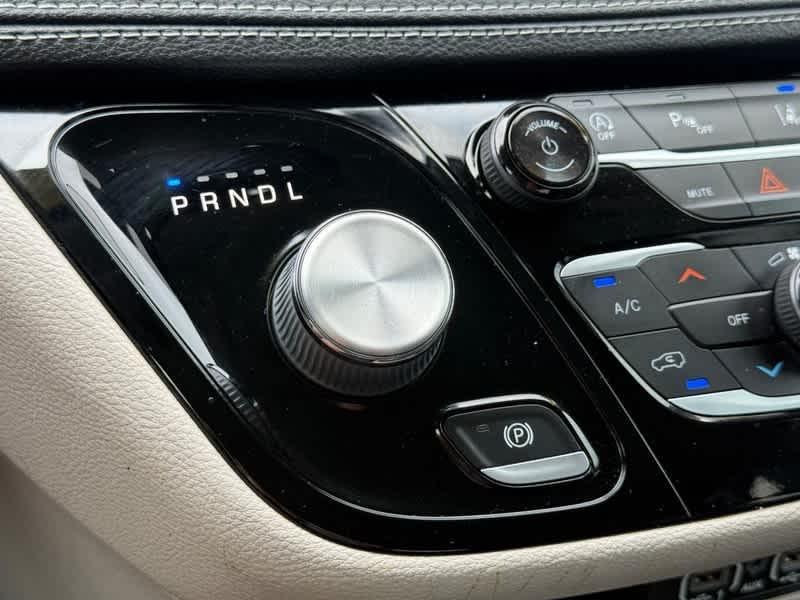 used 2022 Chrysler Pacifica car, priced at $30,988