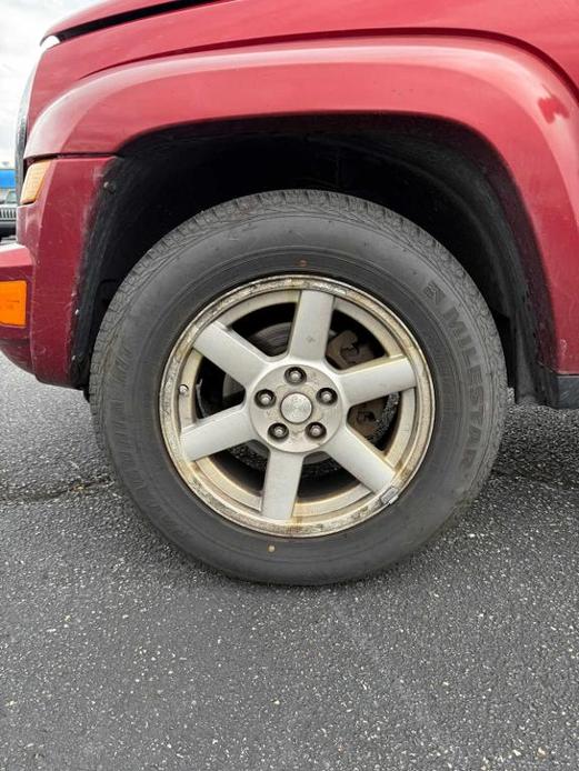 used 2006 Jeep Liberty car, priced at $3,998