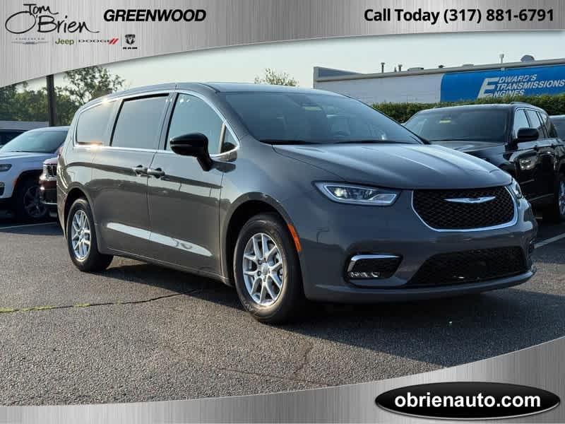 new 2025 Chrysler Pacifica car, priced at $42,527
