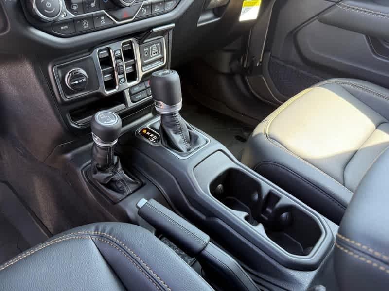 new 2025 Jeep Wrangler car, priced at $53,768