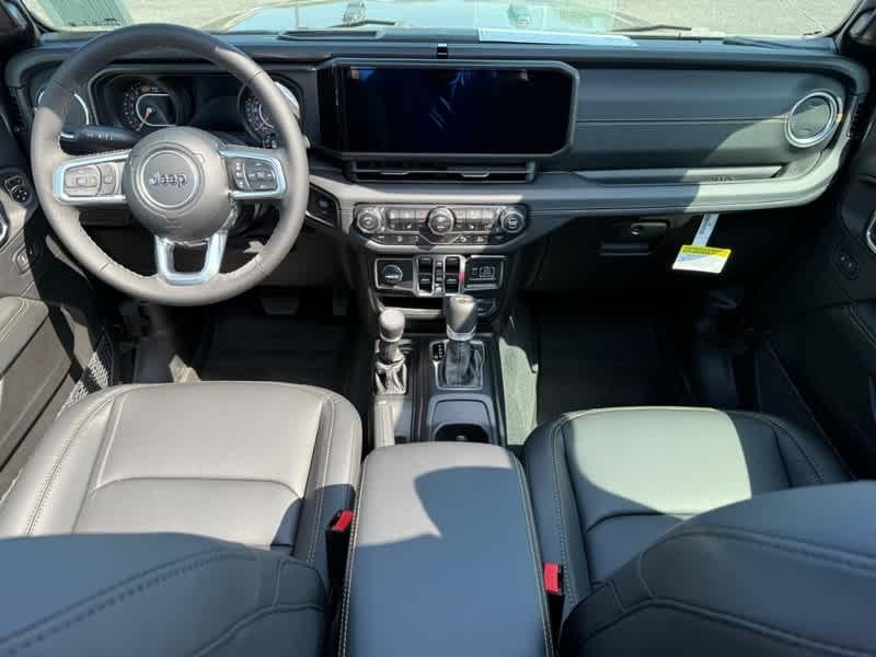 new 2025 Jeep Wrangler car, priced at $53,768