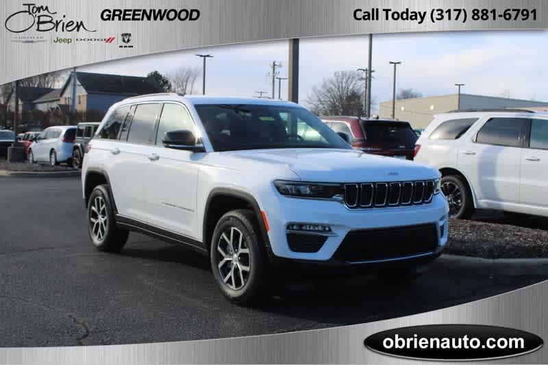 new 2025 Jeep Grand Cherokee car, priced at $42,700