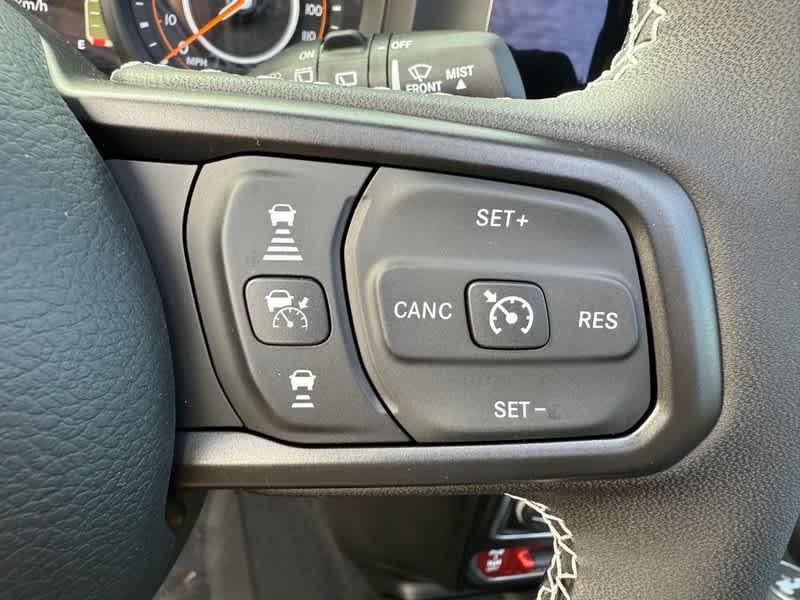 new 2025 Jeep Wrangler car, priced at $52,097