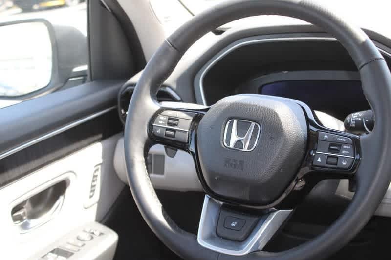 used 2023 Honda Pilot car, priced at $47,985