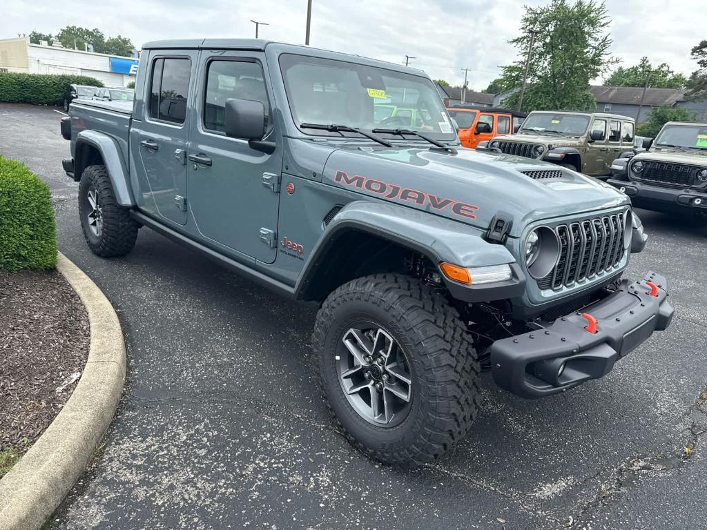 new 2025 Jeep Gladiator car, priced at $56,262