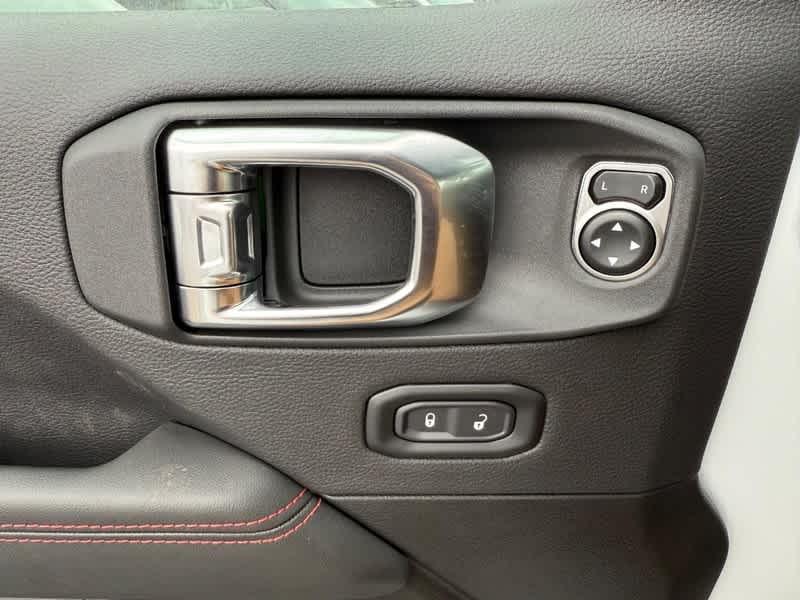 new 2026 Jeep Wrangler car, priced at $64,122