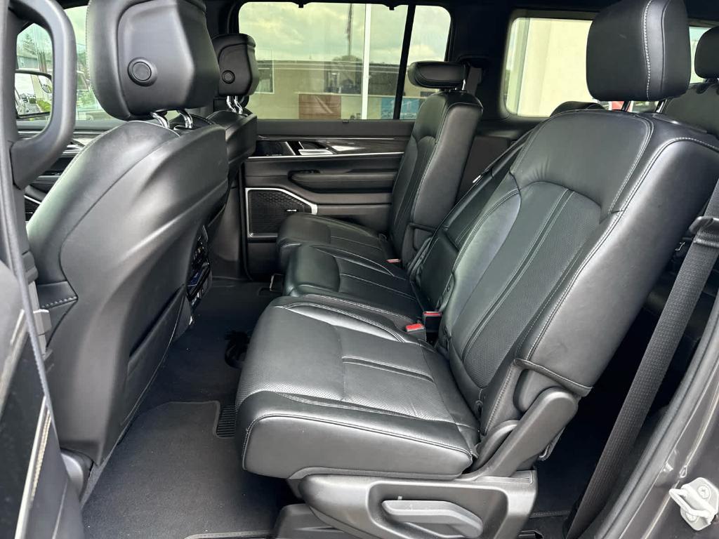 used 2022 Jeep Wagoneer car, priced at $49,988