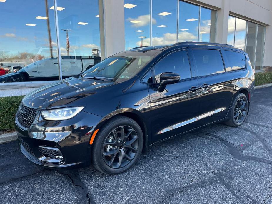 used 2021 Chrysler Pacifica car, priced at $31,988