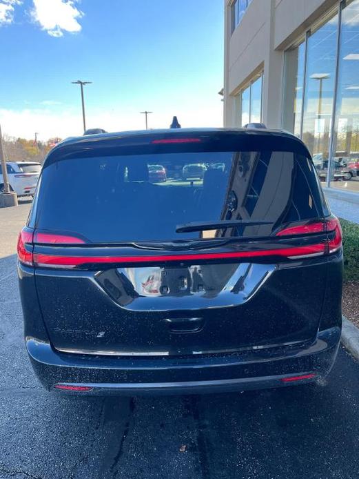 used 2021 Chrysler Pacifica car, priced at $31,988