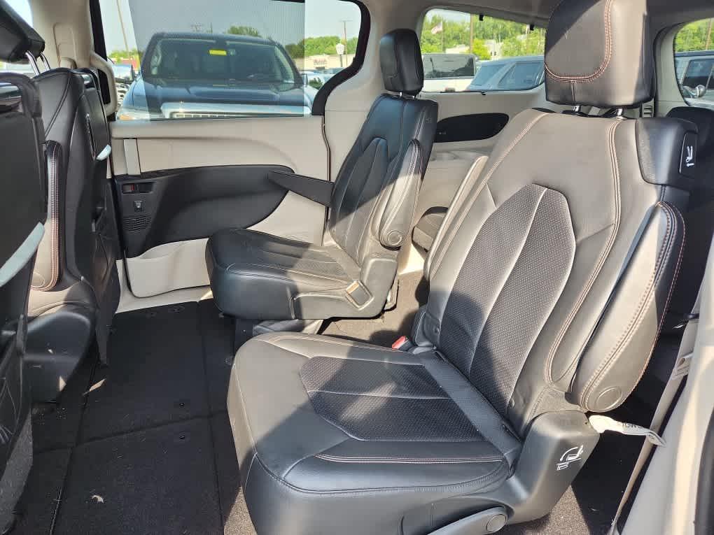 used 2017 Chrysler Pacifica car, priced at $10,988