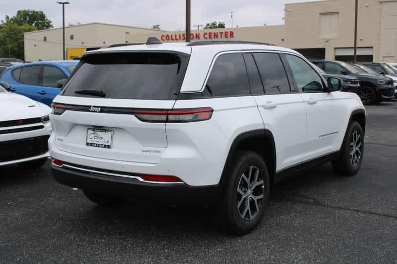 new 2024 Jeep Grand Cherokee car, priced at $40,700