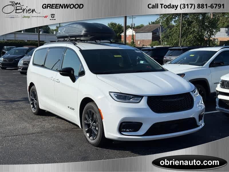 new 2025 Chrysler Pacifica car, priced at $43,211